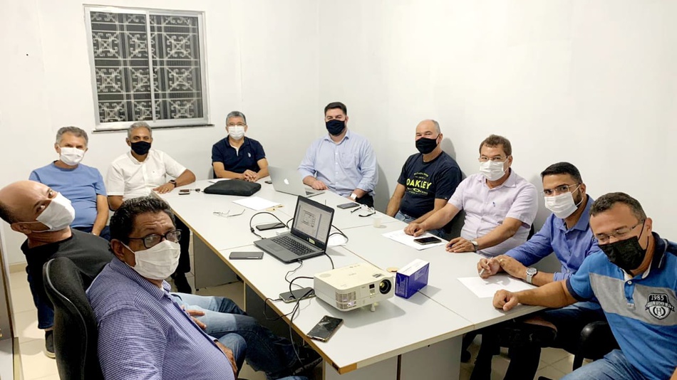 Grão-Mestre Estadual e Secretários do GOB-MA